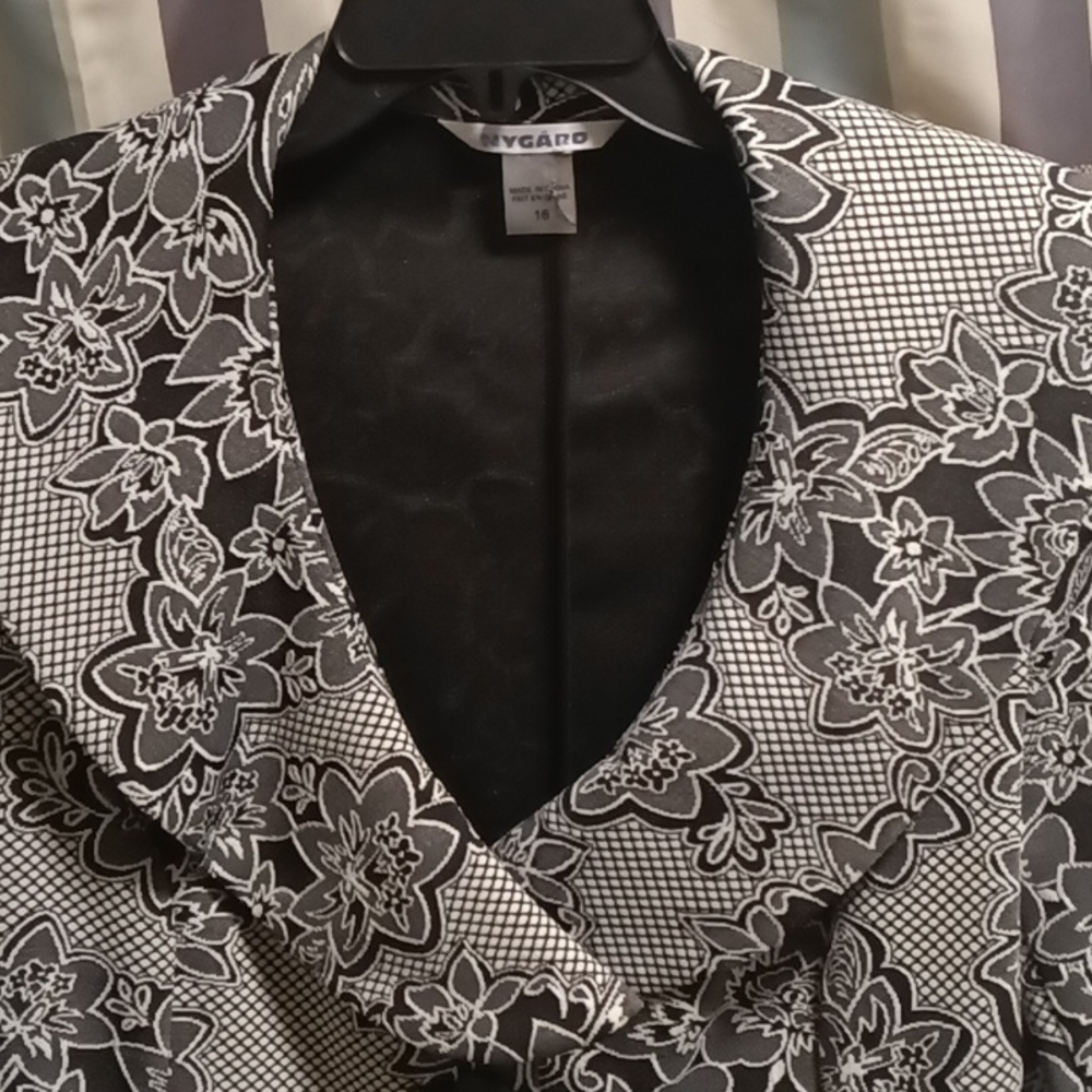 FINAL PRICE NYGARD black multi-colored 3/4 sleeve floral mesh print jacket 16 - Picture 11 of 12